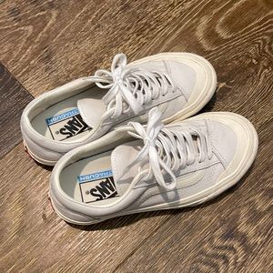 Vans sneakers 5.5